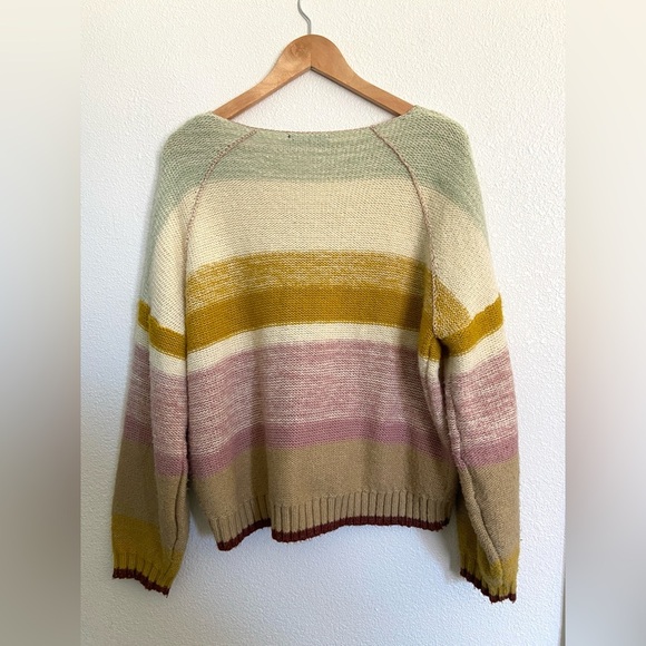 Black tape striped multicolored sweater with metallic details on edges - Picture 4 of 10